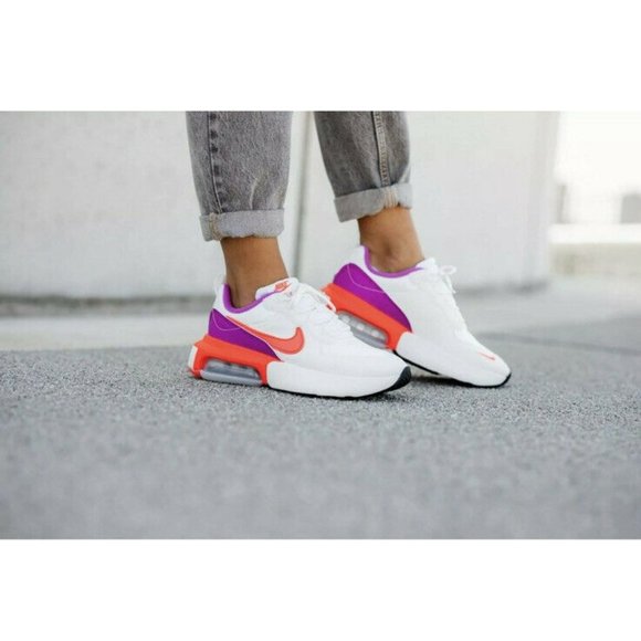 Nike Shoes - Nike air Max